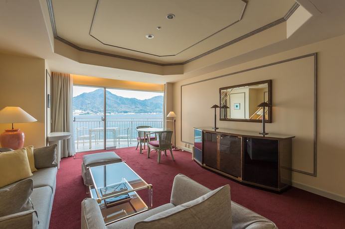 Imagen de la habitación del Hotel Awashima. Foto 9