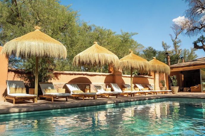 Imagen de la piscina del Hotel Awasi Atacama. Foto 16