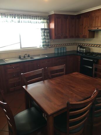 Imagen general del Hotel Away Cottages Broken Hill. Foto 2