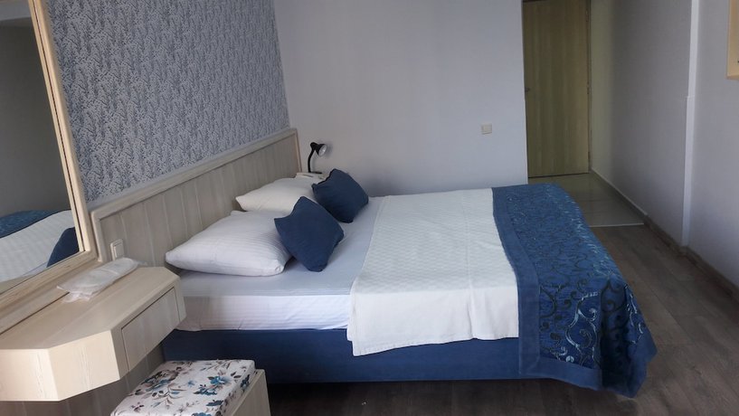 Imagen de la habitación del Hotel Awen Lara. Foto 11