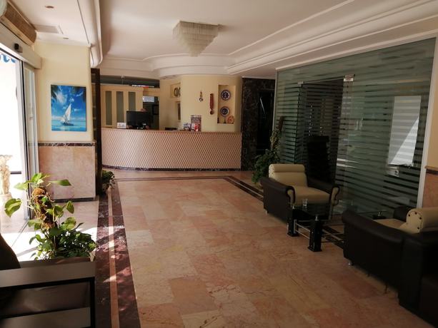 Imagen de los interiores del Hotel Awen Lara. Foto 17