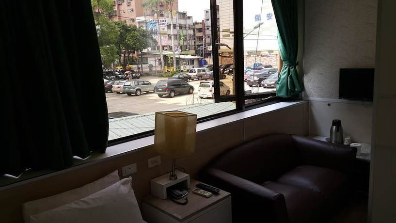 Imagen de los exteriores del Hotel Awesome, Nuevo Taip&eacute;i. Foto 9