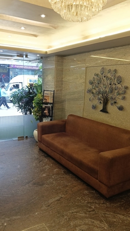 Imagen de los interiores del Hotel Awesome Palace. Foto 16