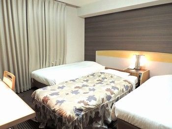 Imagen de la habitación del Hotel Awina Osaka. Foto 7