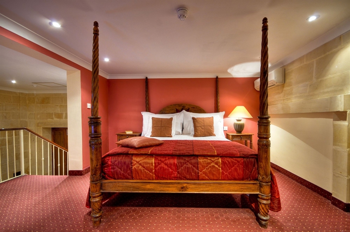 Imagen de la habitación del Hotel Ax Palazzo Capua. Foto 9