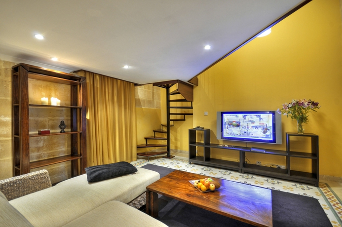 Imagen de la habitación del Hotel Ax Palazzo Capua. Foto 11