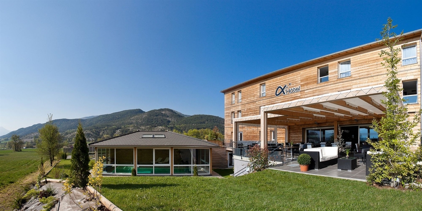 Imagen de los exteriores del Hotel Ax'hotel. Foto 8