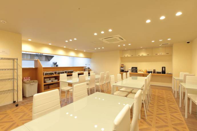 Imagen del bar/restaurante del Hotel Axia Inn Osaka Uehonmachi. Foto 2