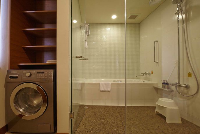 Imagen de la habitación del Hotel Axia South Cikarang Service Apartment. Foto 8