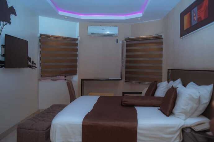 Imagen de la habitación del Hotel Axion Honors. Foto 11