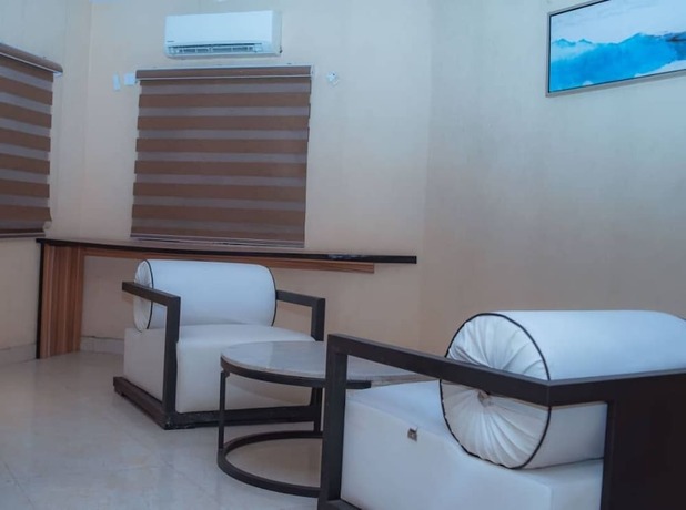 Imagen de la habitación del Hotel Axion Honors. Foto 12