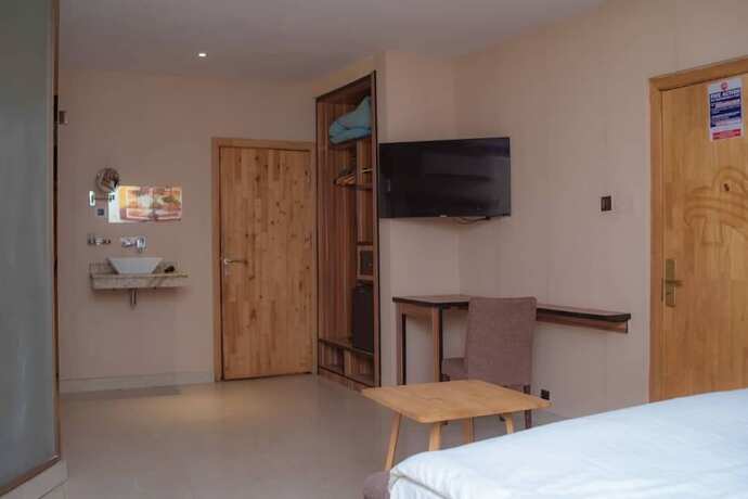 Imagen de la habitación del Hotel Axion Honors. Foto 17