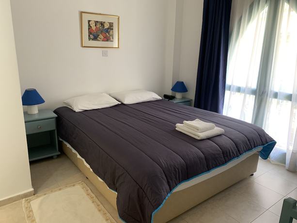 Imagen de la habitación del Hotel Axiothea. Foto 3