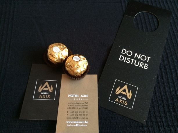 Imagen de la habitación del Hotel Axis. Foto 9