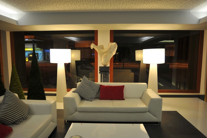 Imagen de los interiores del Hotel Axis Ofir Beach Resort. Foto 7