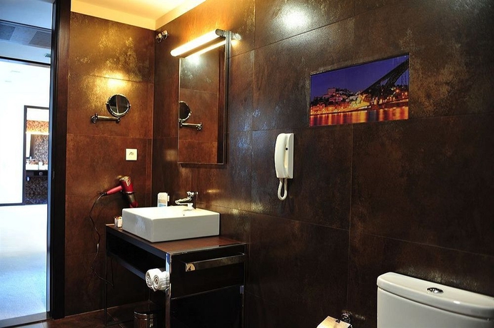 Imagen de la habitación del Hotel Axis Porto Business and Spa. Foto 8