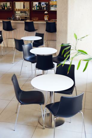 Imagen de los interiores del Hotel Axis Suites. Foto 20