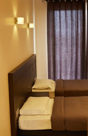 Imagen de la habitación del Hotel Axis Suites. Foto 8