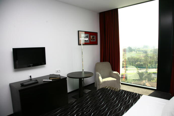 Imagen general del Hotel Axis Viana Business and Spa. Foto 6