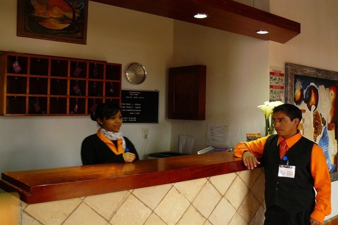 Imagen general del Hotel Axkan Arte San Cristobal. Foto 5