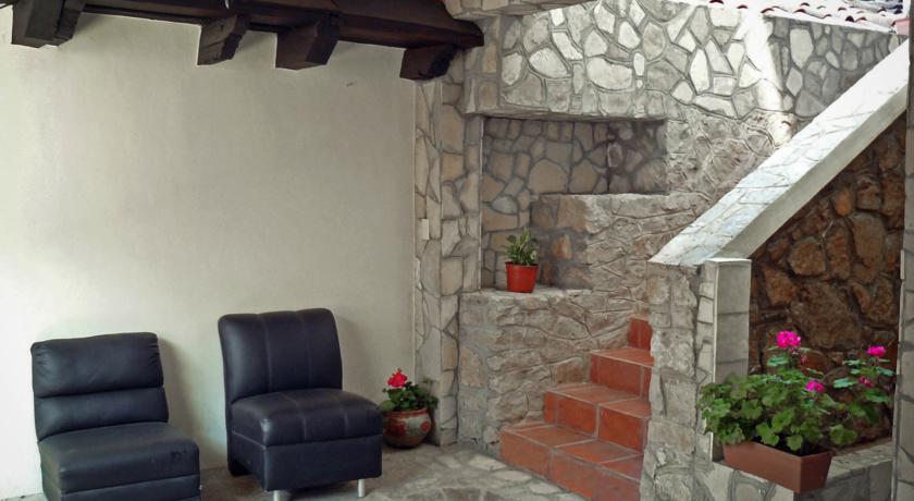 Imagen de los interiores del Hotel Axkan Express. Foto 4