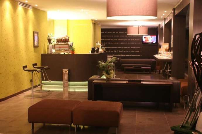 Imagen de los interiores del Hotel Axolute Comfort. Foto 17