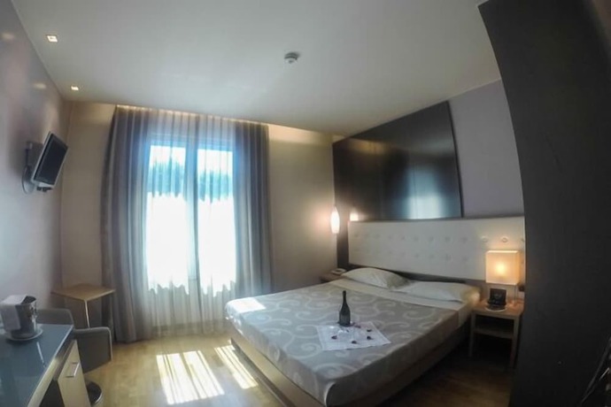 Imagen de la habitación del Hotel Axolute Comfort. Foto 11