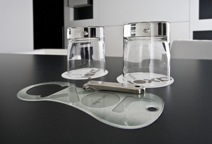 Imagen del bar/restaurante del Hotel Axor Barajas. Foto 4