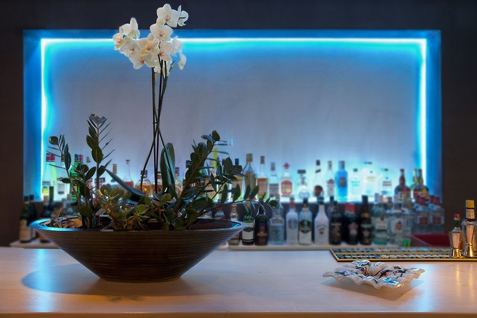 Imagen del bar/restaurante del Hotel Axos. Foto 2