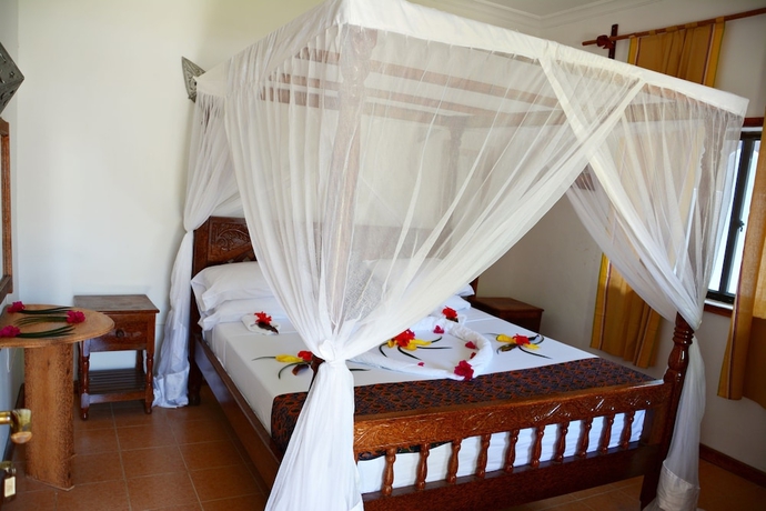 Imagen de la habitación del Hotel Aya Beach Bungalows. Foto 16