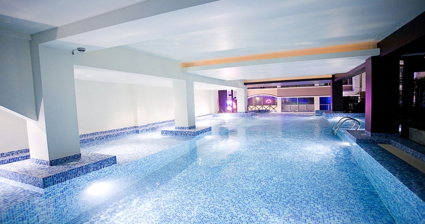 Imagen de la piscina del Hotel Aya Boutique Pattaya. Foto 16