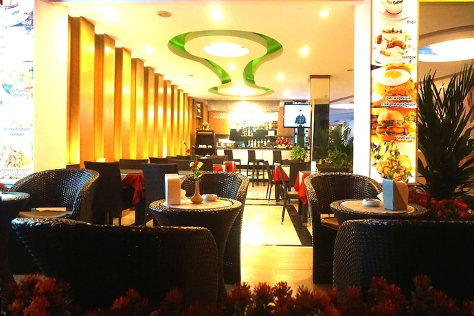 Imagen del bar/restaurante del Hotel Aya Place. Foto 3