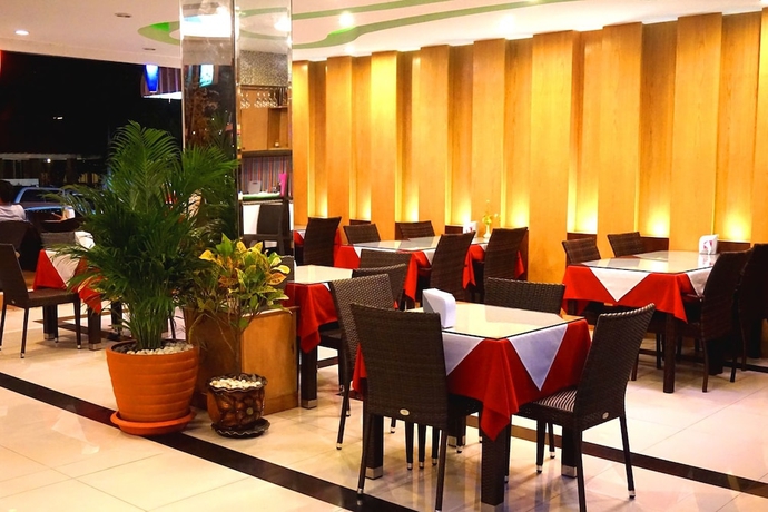Imagen del bar/restaurante del Hotel Aya Place. Foto 6