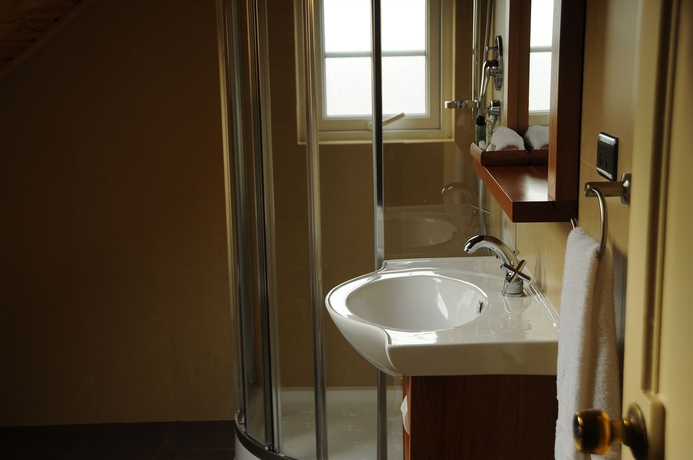 Imagen de la habitación del Hotel Ayacara. Foto 4