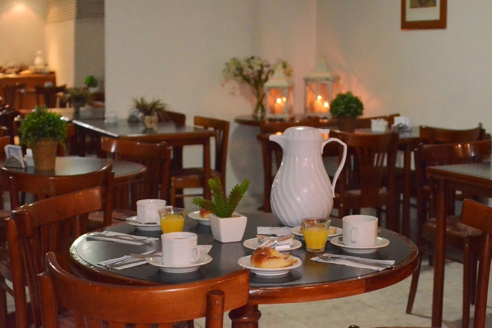 Imagen del bar/restaurante del Hotel Ayamitre. Foto 5