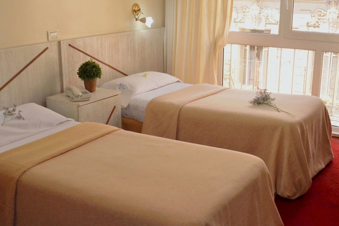 Imagen de la habitación del Hotel Ayamitre. Foto 16