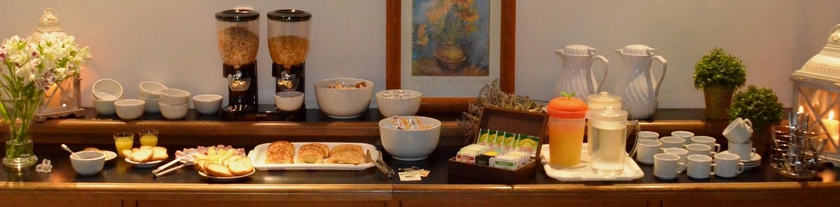 Imagen del bar/restaurante del Hotel Ayamitre. Foto 8