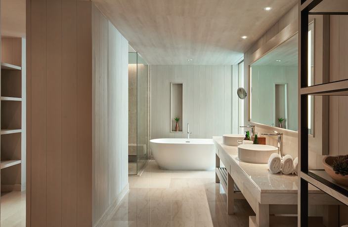 Imagen de la habitación del Hotel Ayana Komodo Waecicu Beach. Foto 4