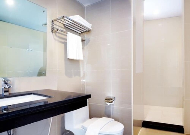 Imagen de la habitación del Hotel Ayani Banda Aceh. Foto 15