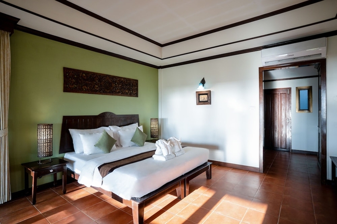 Imagen de la habitación del Hotel Ayara Villas. Foto 9