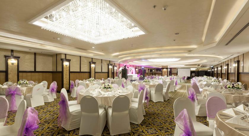 Imagen general del Hotel Ayass. Foto 9