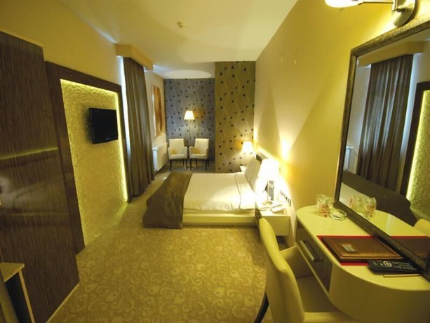 Imagen de la habitación del Hotel Ayata. Foto 4
