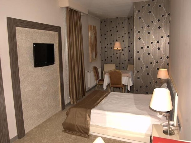 Imagen de la habitación del Hotel Ayata. Foto 10