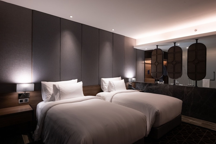 Imagen de la habitación del Hotel Ayathorn Bangkok. Foto 8