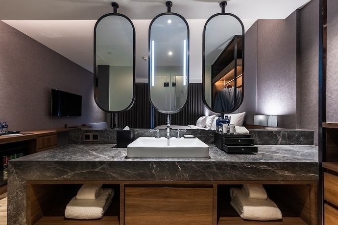 Imagen de la habitación del Hotel Ayathorn Bangkok. Foto 14