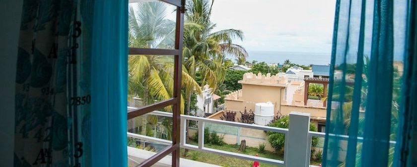 Imagen de la habitación del Hotel Ayatis. Foto 4