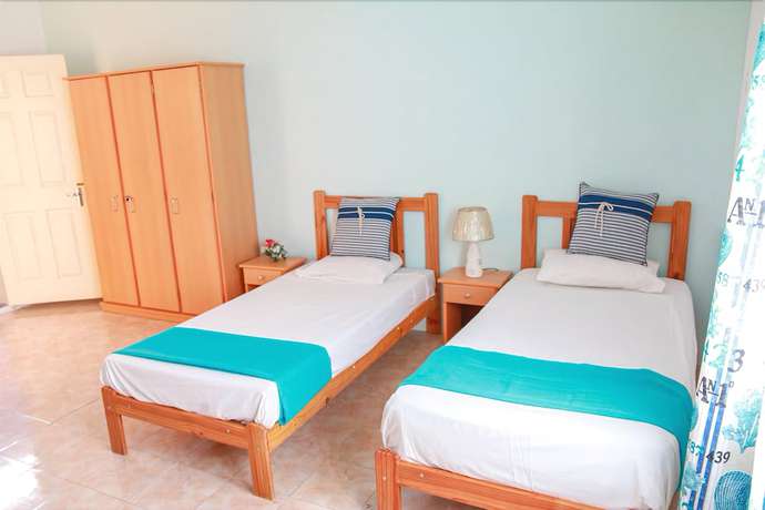 Imagen de la habitación del Hotel Ayatis. Foto 7