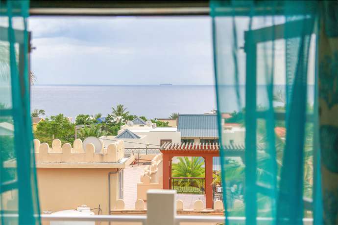 Imagen de la habitación del Hotel Ayatis. Foto 12