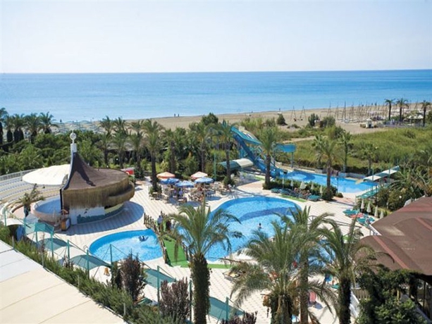 Imagen general del Hotel Aydinbey Famous Resort - All Inclusive. Foto 11