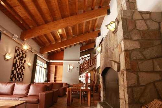 Imagen del bar/restaurante del Hotel Ayelen - De Monta&ntilde;a. Foto 2
